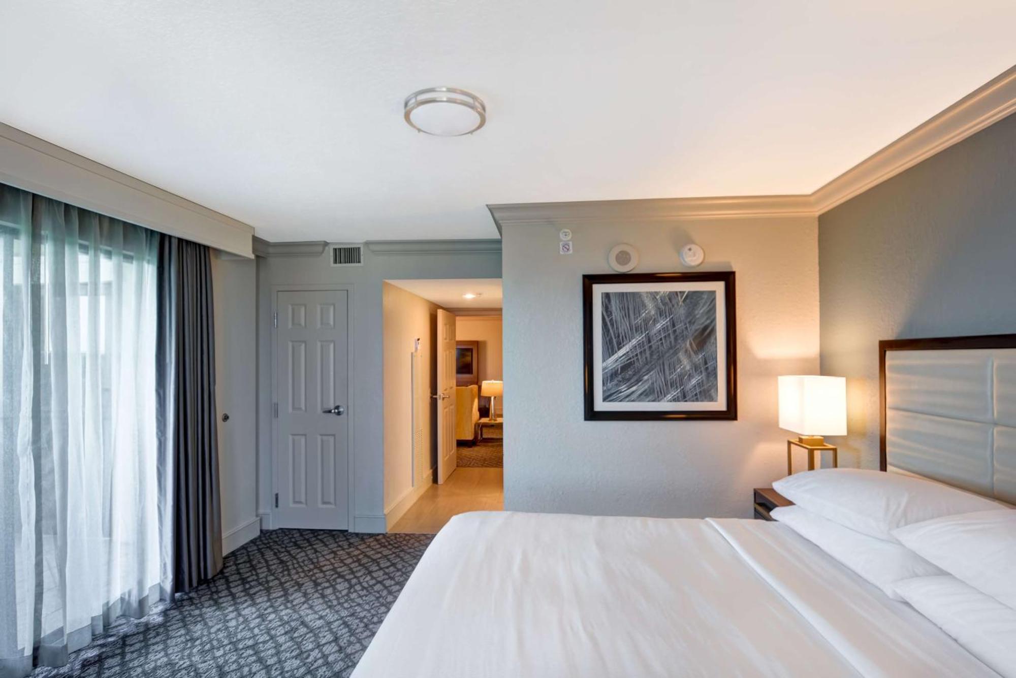 Embassy Suites By Hilton Orlando Downtown Экстерьер фото